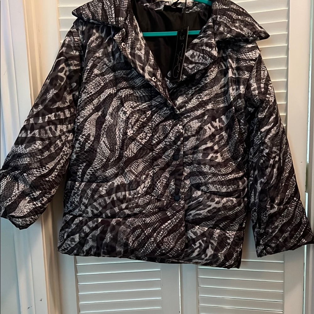 DG2 by Diane Gilman Black and Gray Puffer Jacket